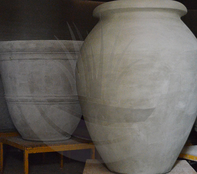 Among the words used by terracotta artisans, white pot has a specific meaning. Discover it by reading this post